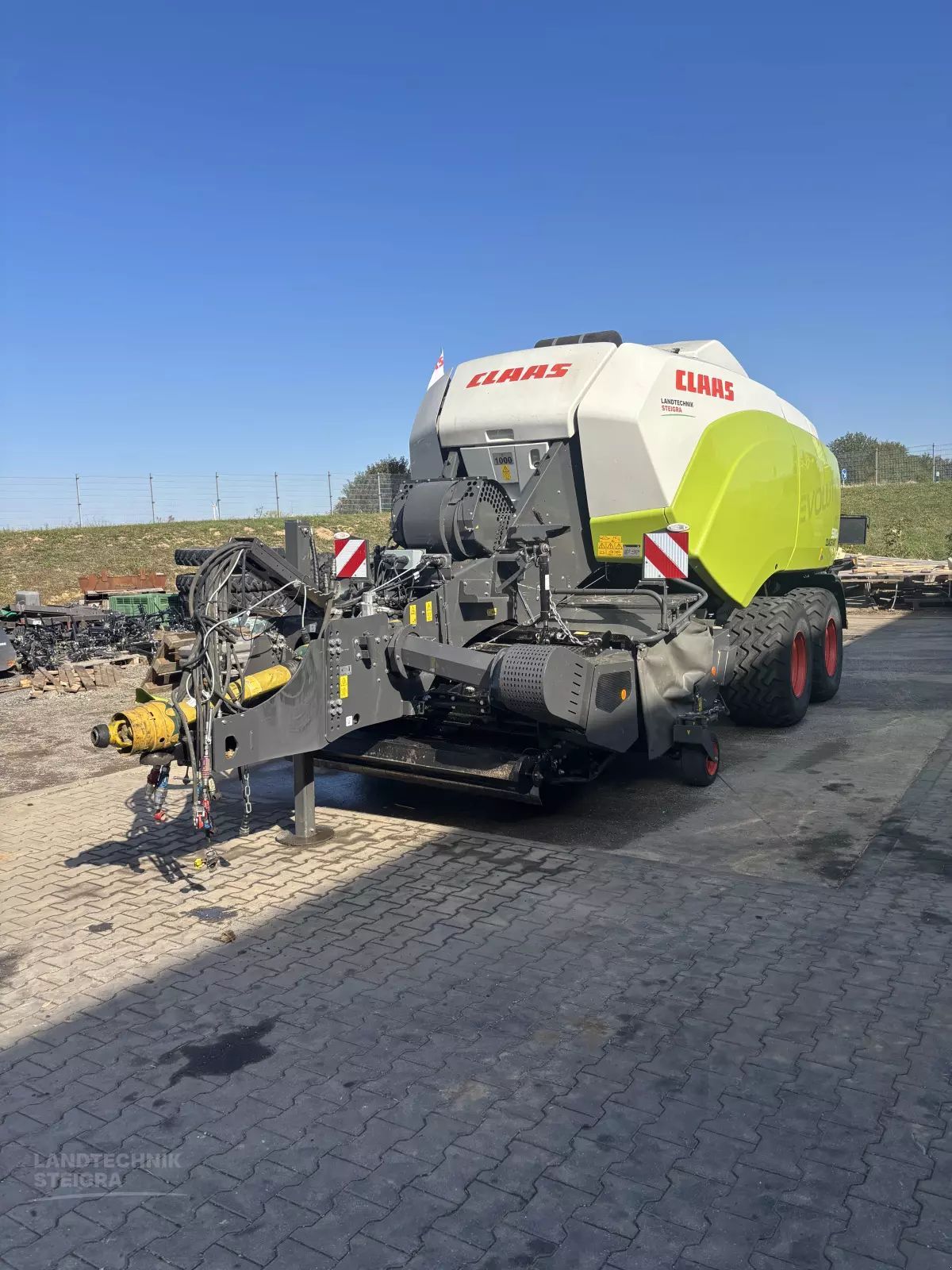 Claas Quadrant 5300 Evolution FC Tandem Baler €185,000