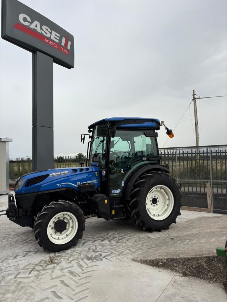E-FARM: New Holland T4.100 F - Tracteur - id 1FXZ5KF - Année: 2023 - Puissance du moteur (chevaux): 100,Italie