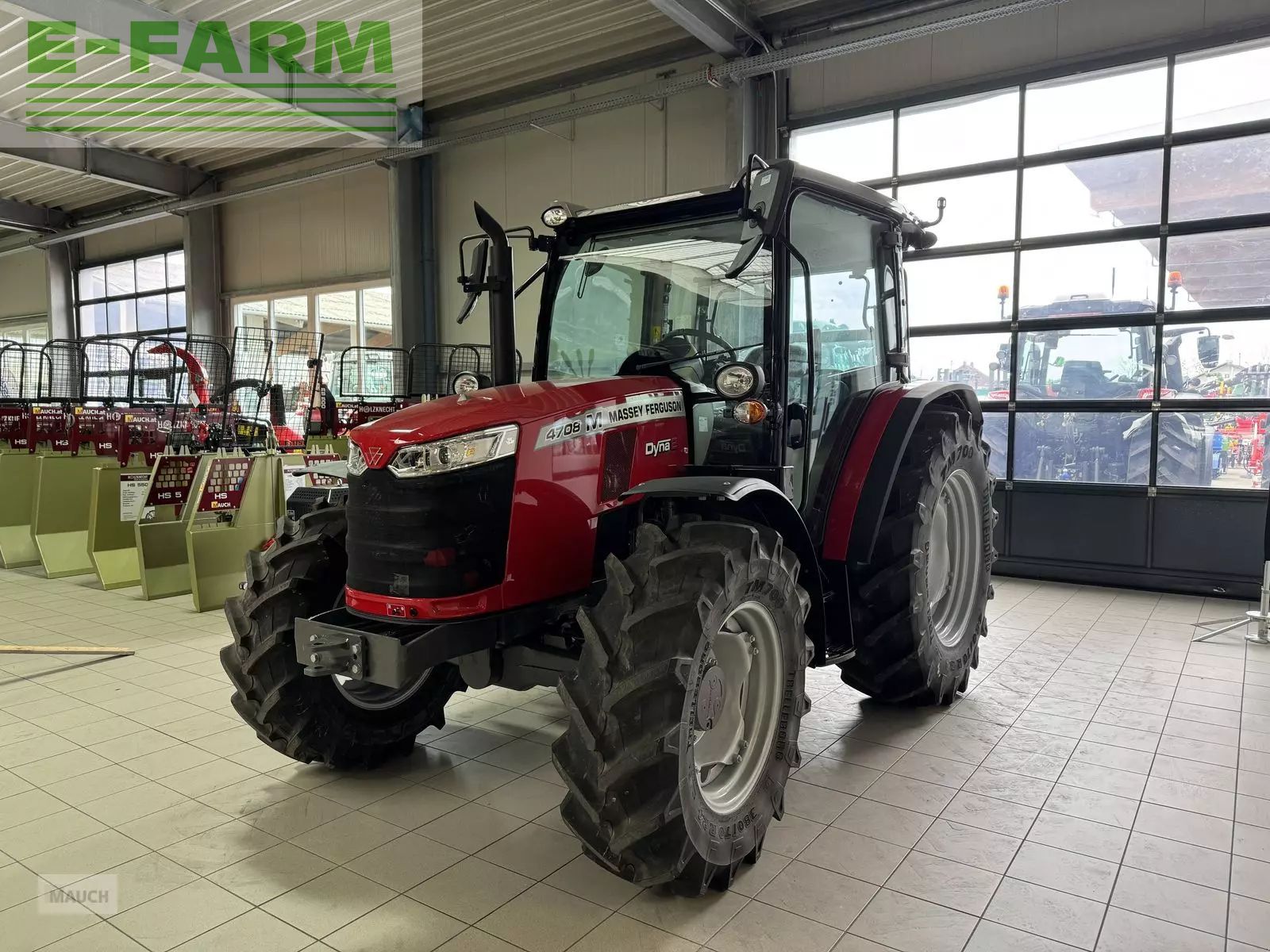 Massey Ferguson 4708 M Traktor