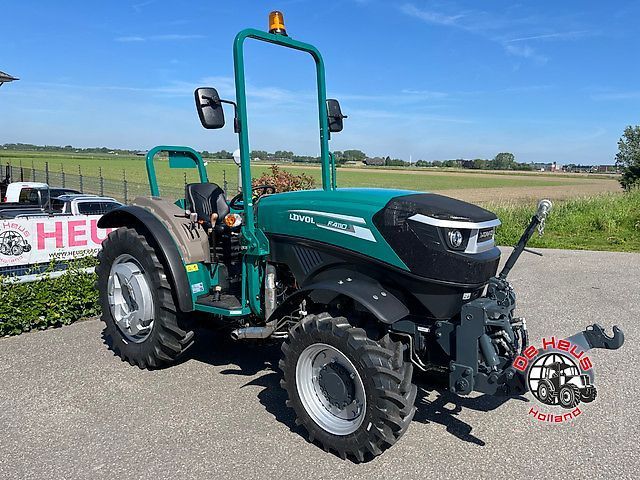 LOVOL f4110r Tractor €31,750