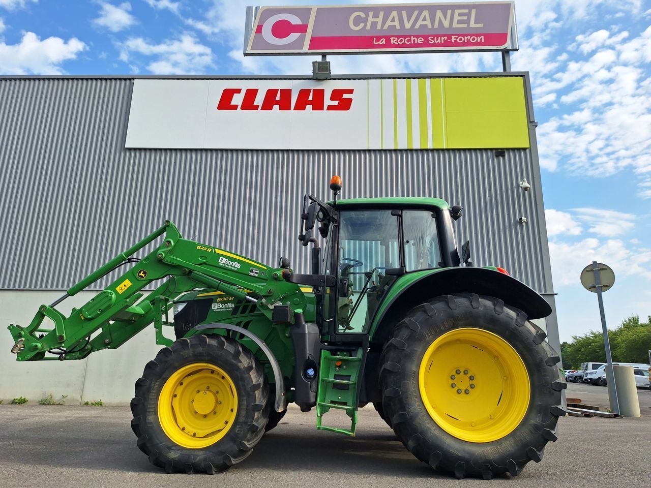 E-FARM: John Deere 6130 M - Tracteur - id QFK79JN - 84 000 € - Année: 2020 - Lecture du nombre d'heure: 1 812,Puissance du moteur (chevaux): 130,France