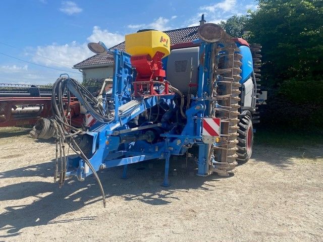 E-FARM: Lemken SOLITAIR 25 KA - Drilling machine combination - id CY22UFH - €65,000 - Year of construction: 2018 - Engine power (HP): 200,France