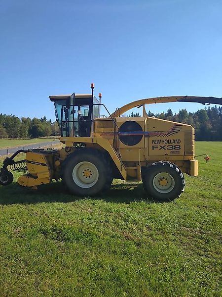 New Holland FX 38 Sieczkarnia samobieżna 39 159 €
