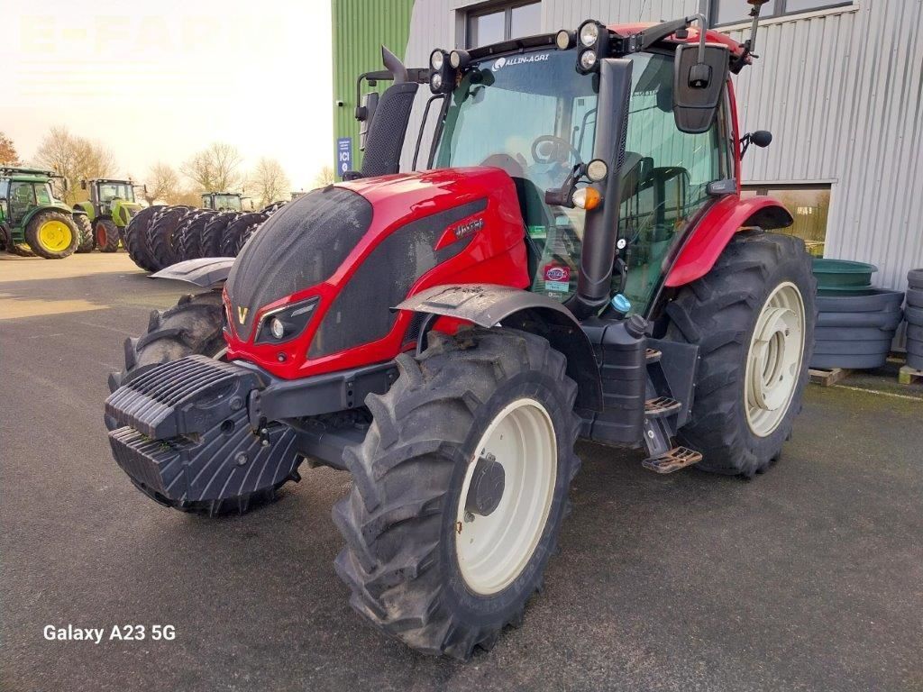 Valtra A114MH Traktor 44.000 €