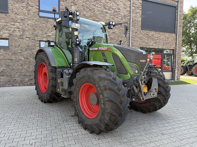 E-FARM: Fendt 718 Vario PowerPlus - Tractor - id 1NJCXZL - 149.500 € - Año: 2021 - Horas: 2050,Potencia del motor: 180,Alemania