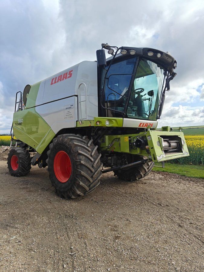 Claas Tucano 560 Business Combine harvester €138,000