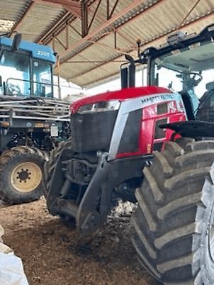 E-FARM: Massey Ferguson 8S.205 Exclusive - Traktor - id DM9L67L - 110.000 € - Baujahr: 2022 - Abgelesene Motorstunden: 1.800,Motorleistung (PS): 205,Frankreich
