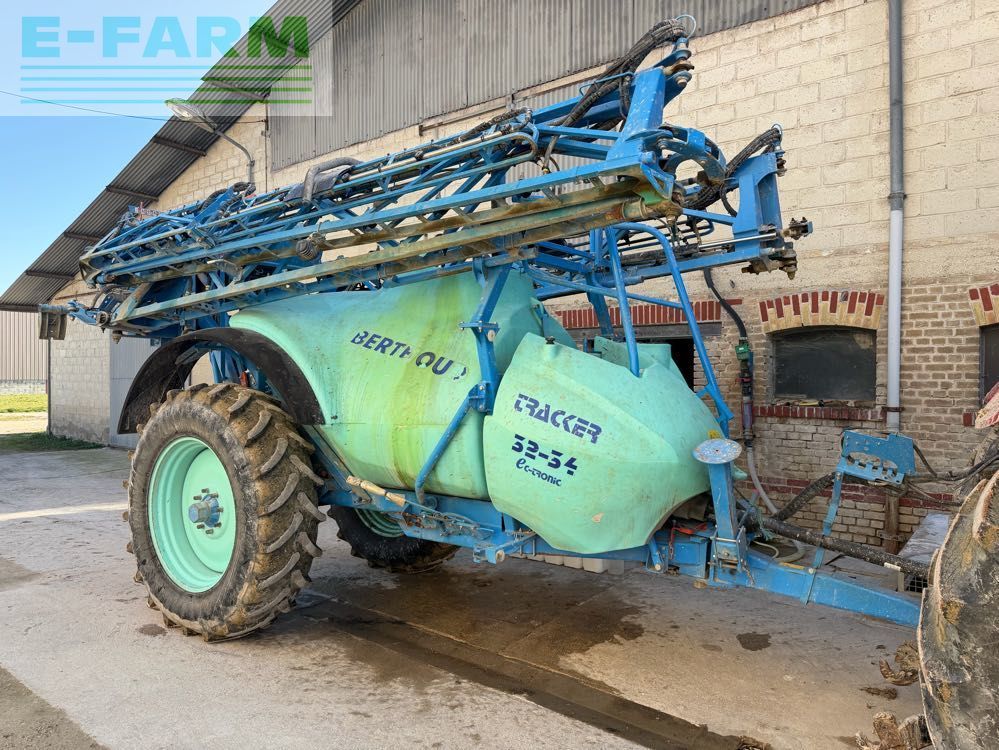 Berthoud tracker 32-34 Pulvérisateur 46 000 €