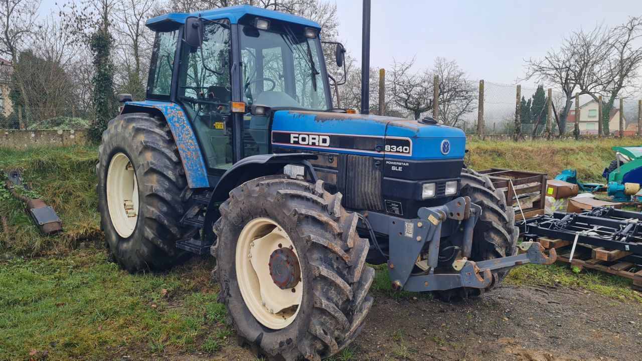 Ford 8340 sle Traktor 19 000 €