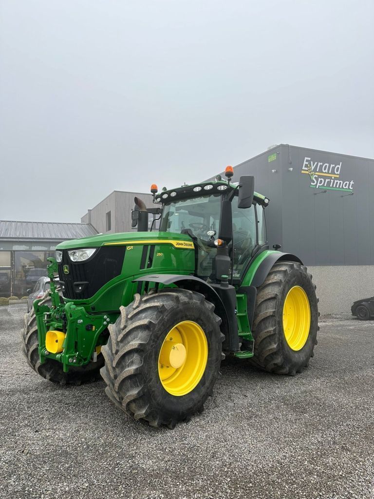 John Deere 6R 250 Tractor €177,000