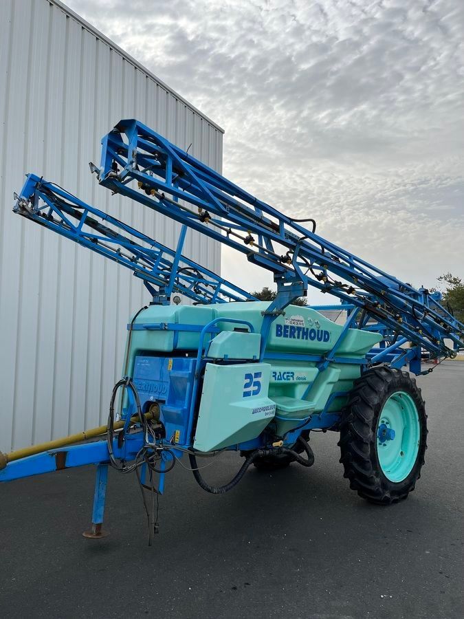E-FARM: Berthoud racer 25 - Sprayer - id BLENFY3 - €8,500 - Year of construction: 2003 - France