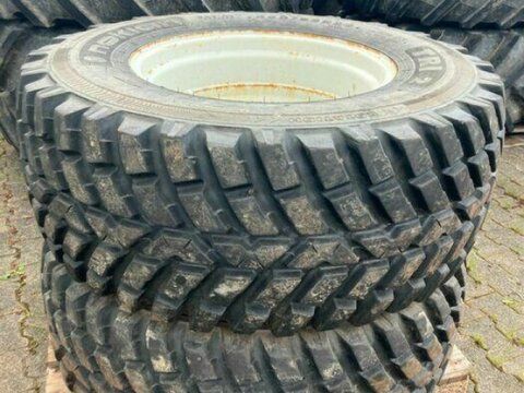 E-FARM: Nokian 460/65r24 tri2 - Wheel and track - id BH6GRFY - Germany