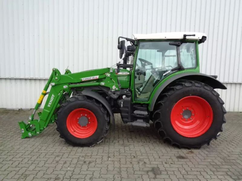 E-FARM: Fendt 211 Vario - Tractor - id UBIEMGU - €128,824 - Year of construction: 2021 - Engine hours: 326,Engine power (HP): 114,Germany