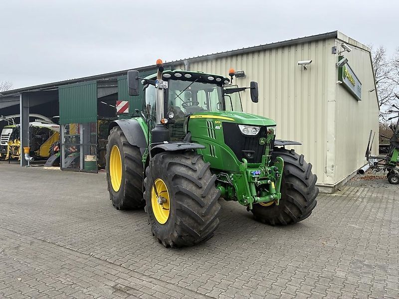 John Deere 6215 R Trattore 176.000 €