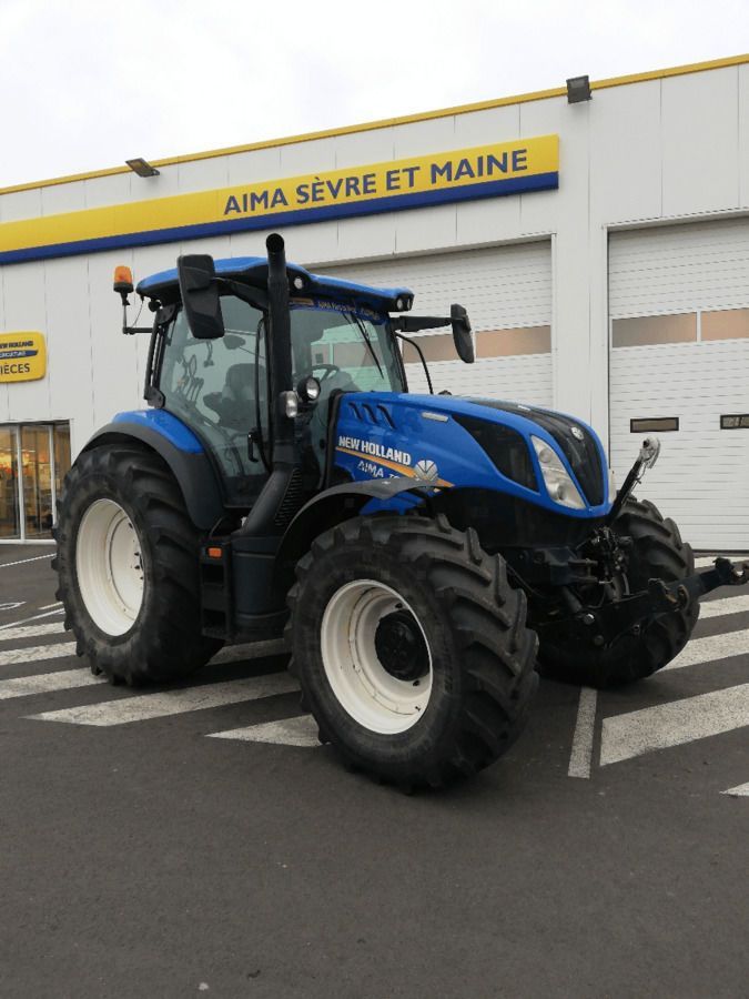 E-FARM: New Holland T6.165 - Traktor - id SDXSSRL - 77.000 € - Baujahr: 2020 - Abgelesene Motorstunden: 2.737,Motorleistung (PS): 125,Frankreich