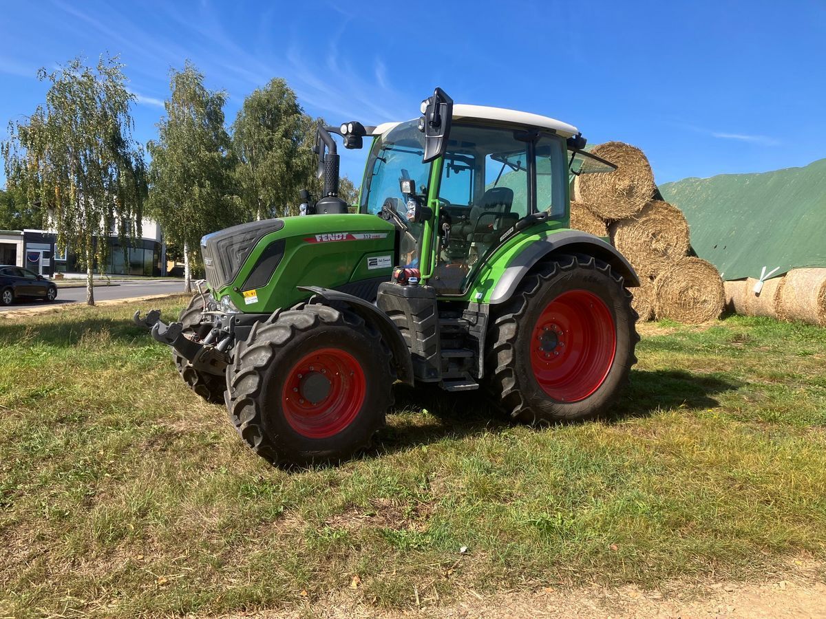 E-FARM: Fendt 312 Vario - Tractor - id ECIHBKZ - 130.750 € - Año: 2022 - Horas: 520,Potencia del motor: 133,Austria