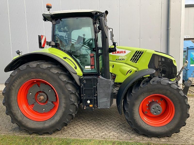 Claas Axion 870 CMATIC Tractor €129,500