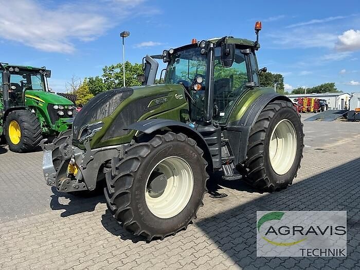 E-FARM: Valtra T175 - Traktor - id H4UEITH - 109.900 € - Baujahr: 2023 - Abgelesene Motorstunden: 1.157,Motorleistung (PS): 175,Deutschland