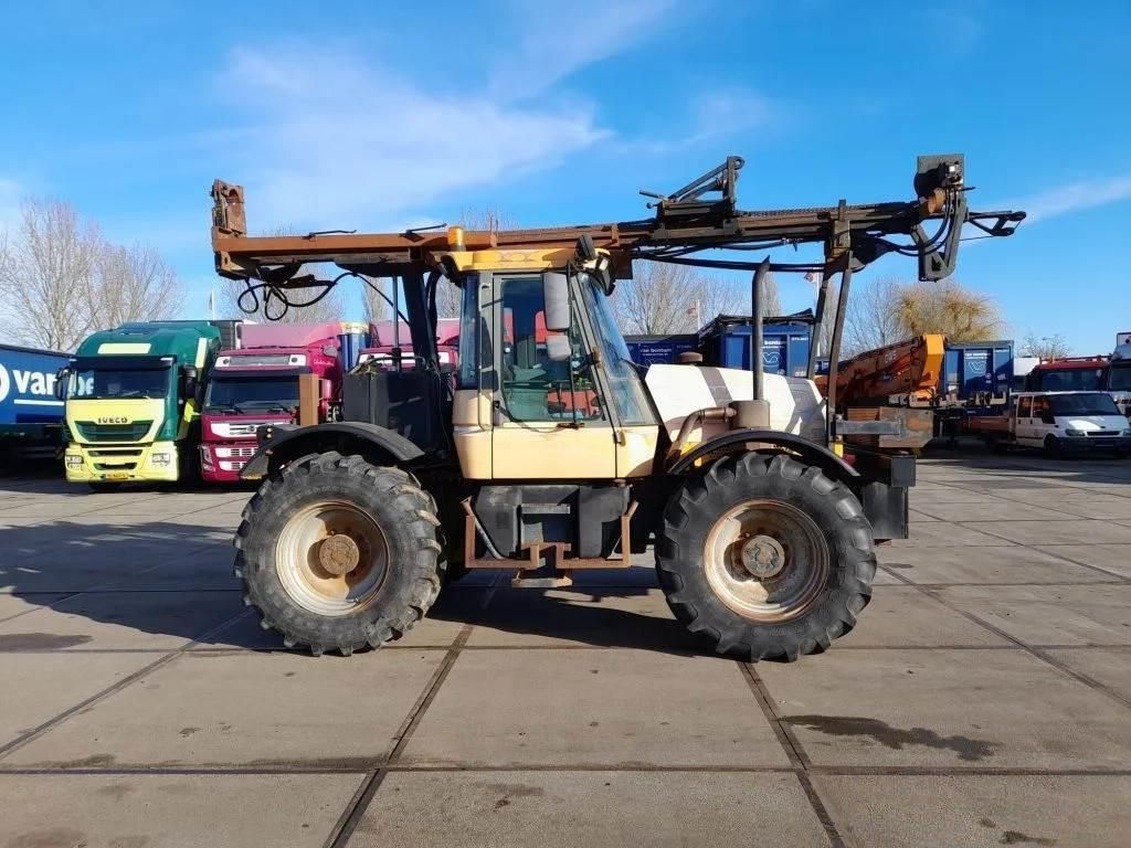 E-FARM: JCB Fastrac 155 T 65 - Traktorius - id FEW8VRK - 13 950 € - Gamybos metai: 1994 - Variklio darbo valandos: 9 928,Nyderlandai