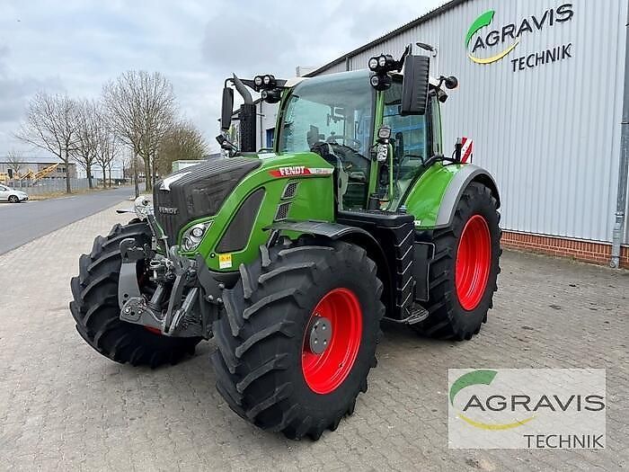 E-FARM: Fendt 724 Vario - Traktor - id E6JA6EL - 184.900 € - Baujahr: 2022 - Abgelesene Motorstunden: 1.855,Deutschland