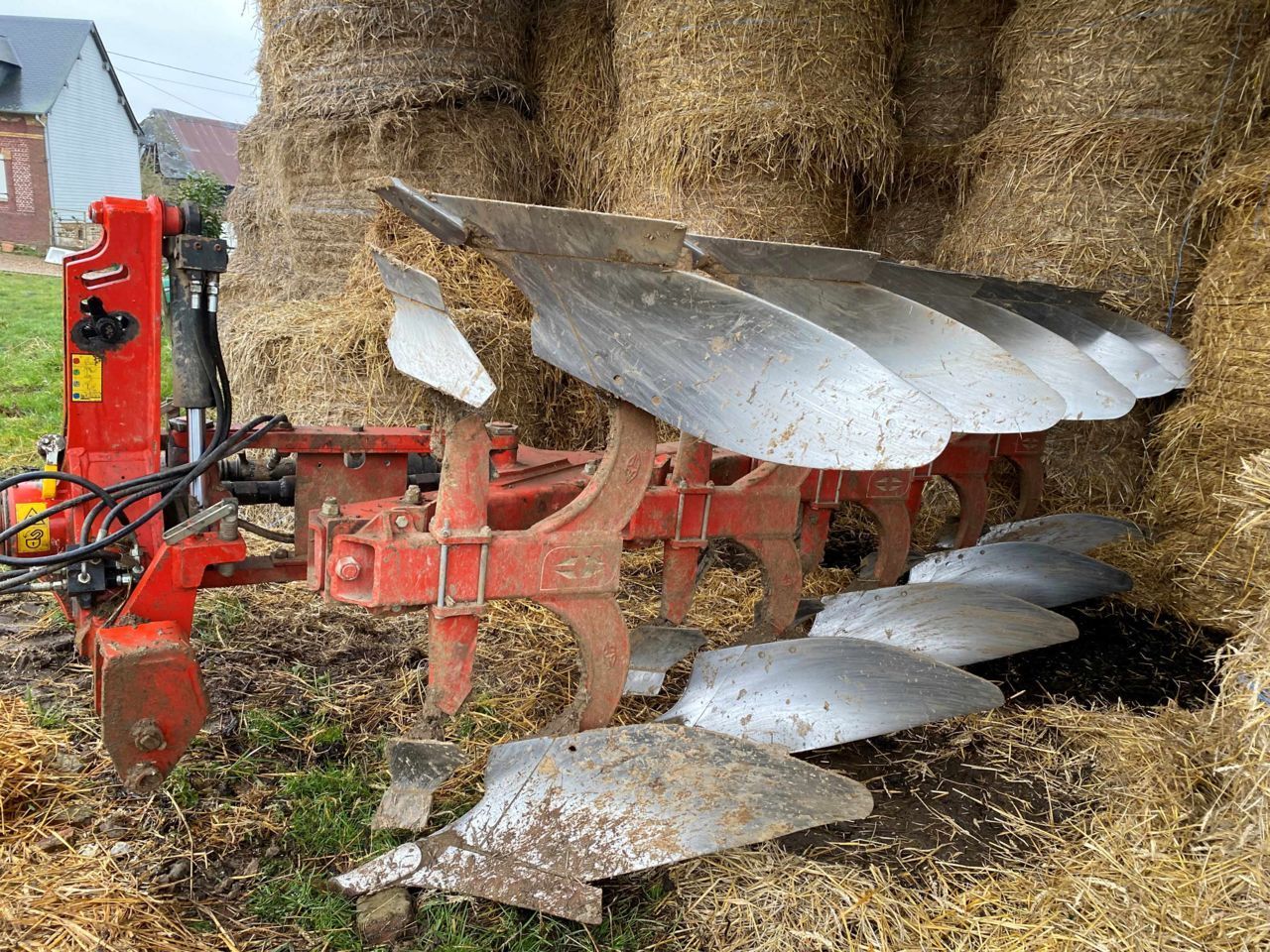 E-FARM: GREGOIRE BESSON rb7 - Pflug - id 44D2ADT - 10.900 € - Baujahr: 2013 - Frankreich