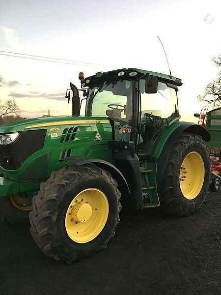 E-FARM: John Deere 6150 R - Traktor - id NDLQDWP - 65.000 € - Baujahr: 2014 - Abgelesene Motorstunden: 3.813,Motorleistung (PS): 147,51,Litauen