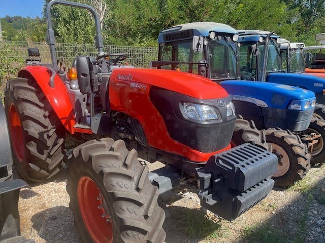 E-FARM: Kubota M4073 - Tractor - id QPJAG5H - 28.000 € - Año: 2023 - Horas: 280,Potencia del motor: 76,Italia