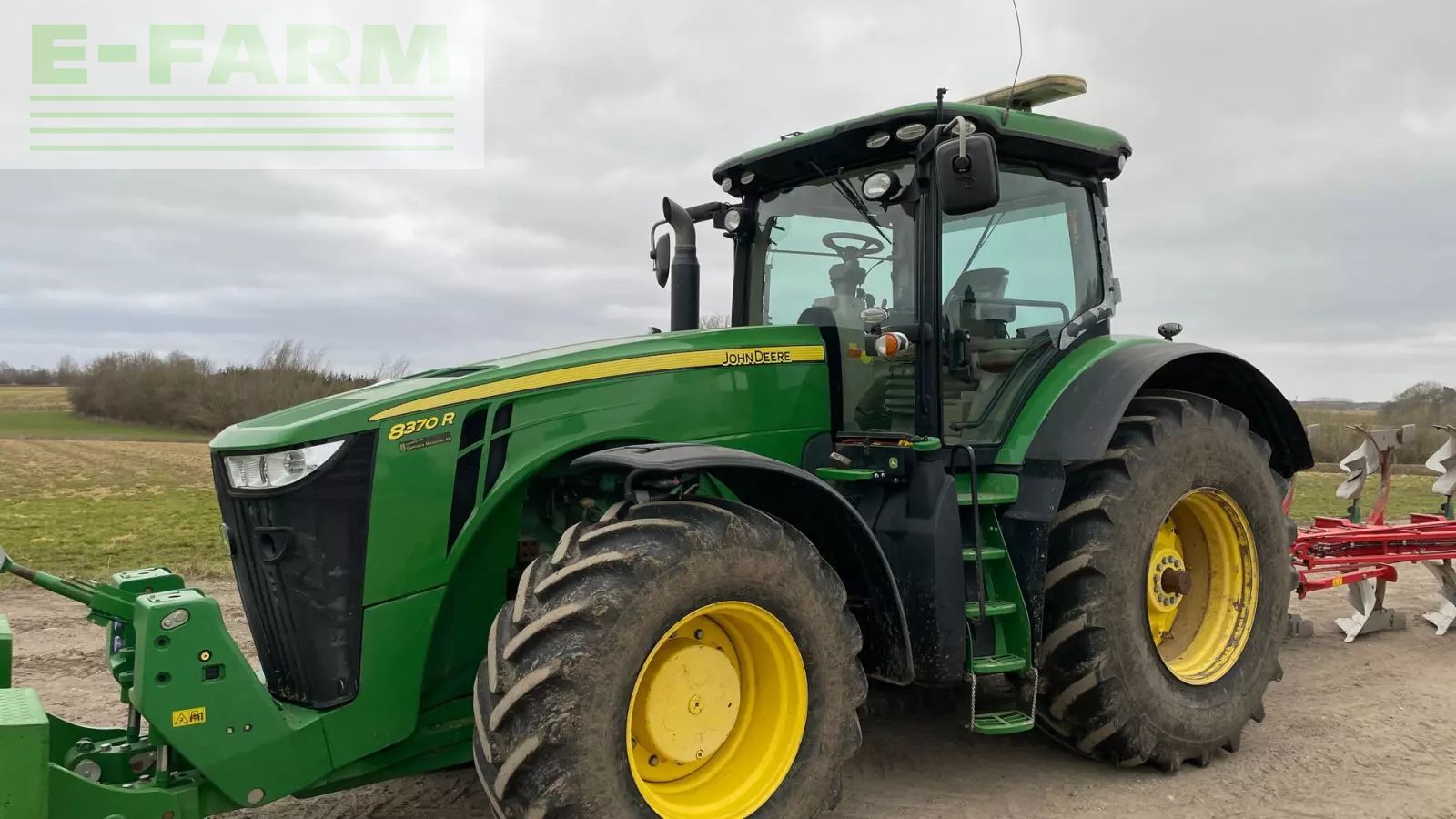 John Deere 8370 R Traktor 127.128 €