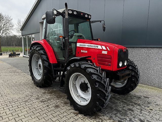 Massey Ferguson 5455 Traktor 22 000 €