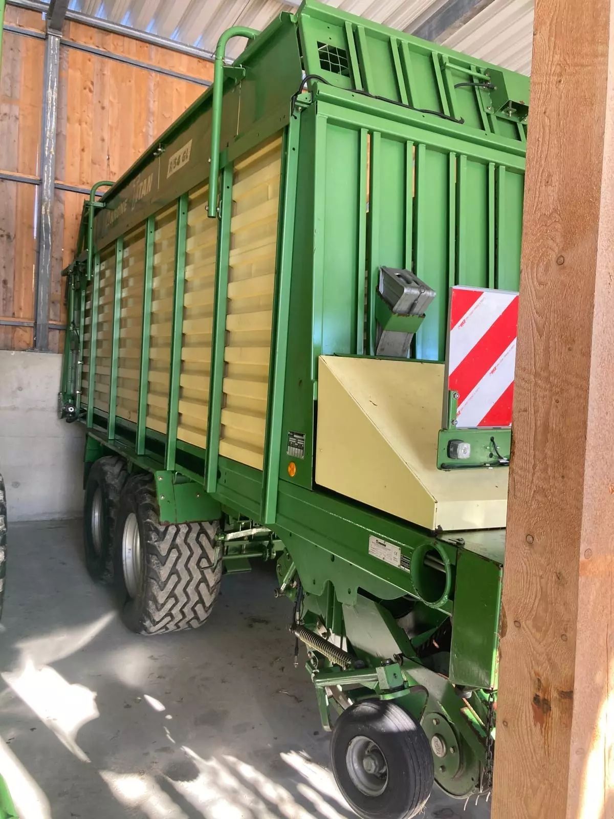 Krone r 54 Przyczepa 23 000 €
