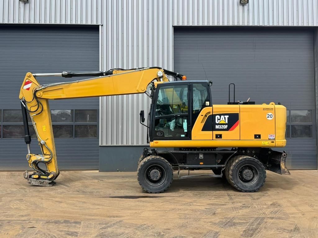 Caterpillar m320f Pelleteuse sur roue 69 900 €