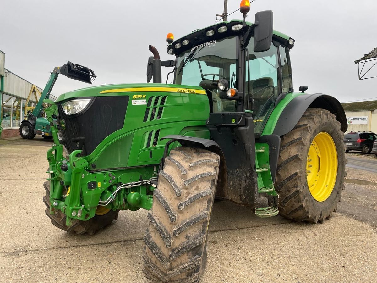 John Deere 6195 R Traktor 135 000 €