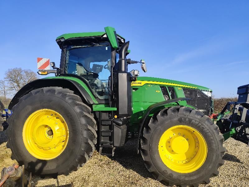 E-FARM: John Deere 7R 310 - Tracteur - id R4LJ8DU - Année: 2024 - Lecture du nombre d'heure: 800,Puissance du moteur (chevaux): 310,France