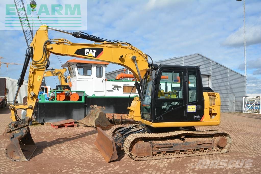 Caterpillar 311 f lrr blade Koparka gąsienicowa 56 500 €
