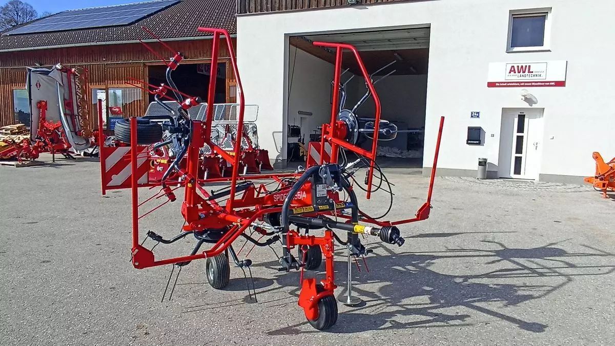 E-FARM: SIP spider 455/4 hs - Faneuse - id BD92JPD - Année: 2025 - Autriche