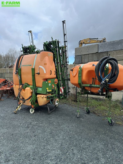 E-FARM: Amazone uf twin 2801 - Sprayer - id IHUKDRP - €25,000 - Year of construction: 2010 - France