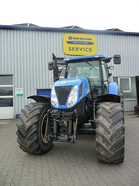 E-FARM: New Holland T7050 - Traktor - id RAYLEKL - Gyártási év: 2007 - Üzemóra (motor): 7001,Motor teljesítménye (LE): 197,Németország