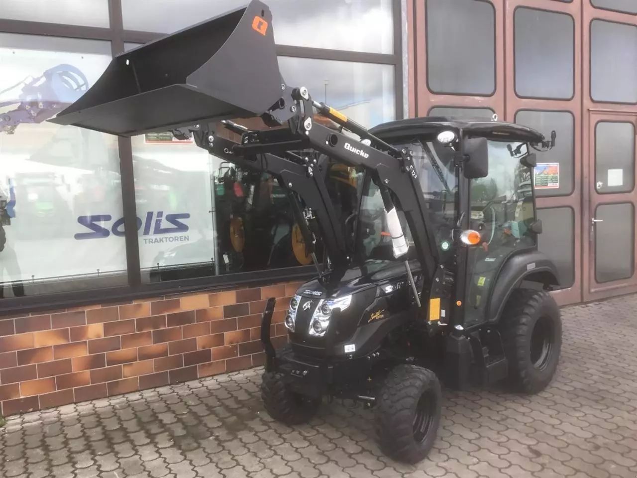 E-FARM: Solis 26 hst kabine panther - Tracteur - id FDVCVH1 - Année: 2025 - Puissance du moteur (chevaux): 26,Allemagne