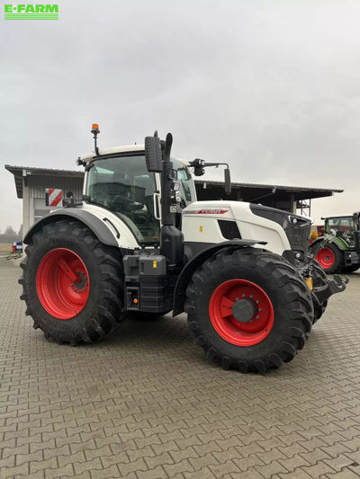 E-FARM: Fendt 720 Vario ProfiPlus - Tractor - id DEBSHFF - €225,000 - Year of construction: 2023 - Engine hours: 610,Engine power (HP): 200,Germany