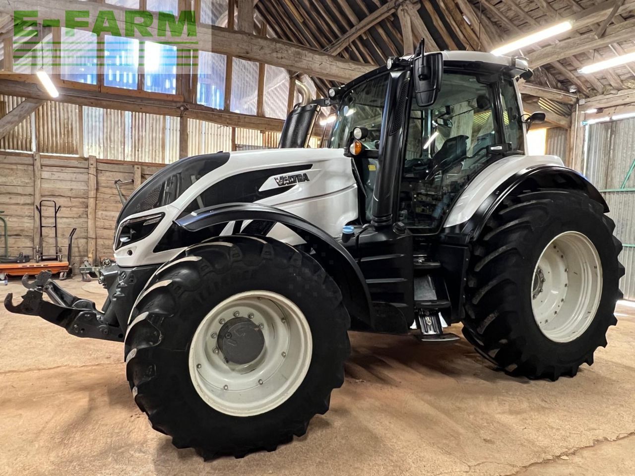 Valtra t174 direct Traktor 69.500 €