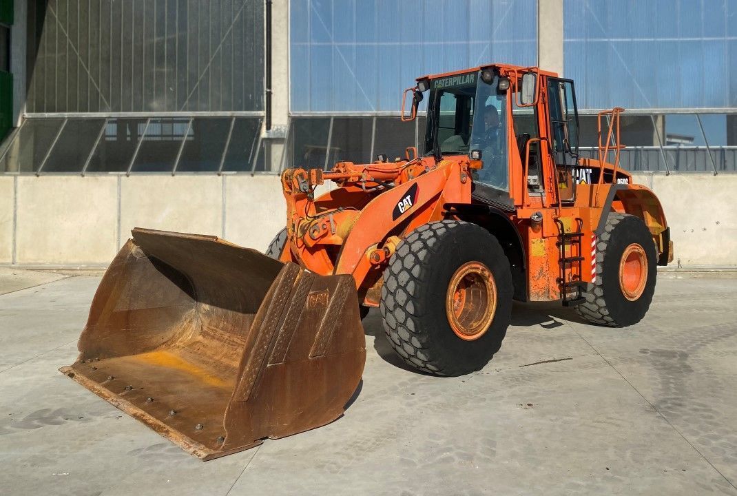 E-FARM: Caterpillar 950g - Cargador de ruedas - id HXDM9RS - 43.000 € - Año: 1999 - Horas: 16.911,Potencia del motor: 182,Francia