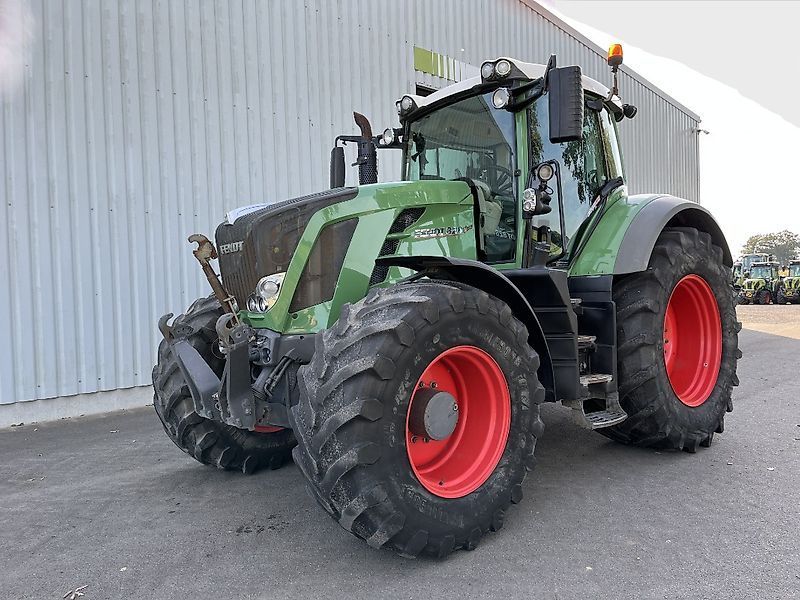 Fendt 828 Vario ProfiPlus Traktor 75.630 €