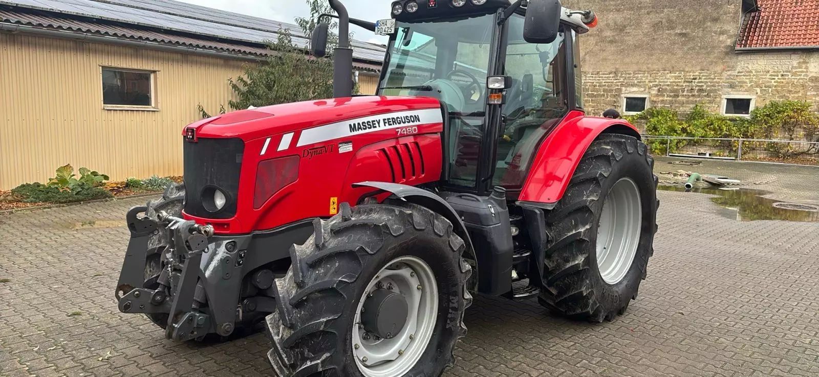 E-FARM: Massey Ferguson 7480 - Traktor - id U2BHTQS - 55.000 € - Baujahr: 2011 - Abgelesene Motorstunden: 5.553,Motorleistung (PS): 160,Deutschland