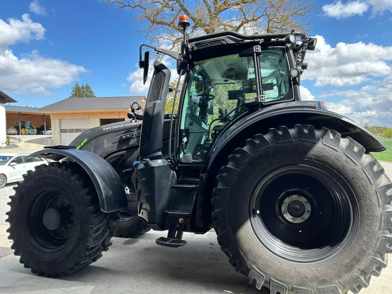 Valtra T 175 Tractor 109.000 €