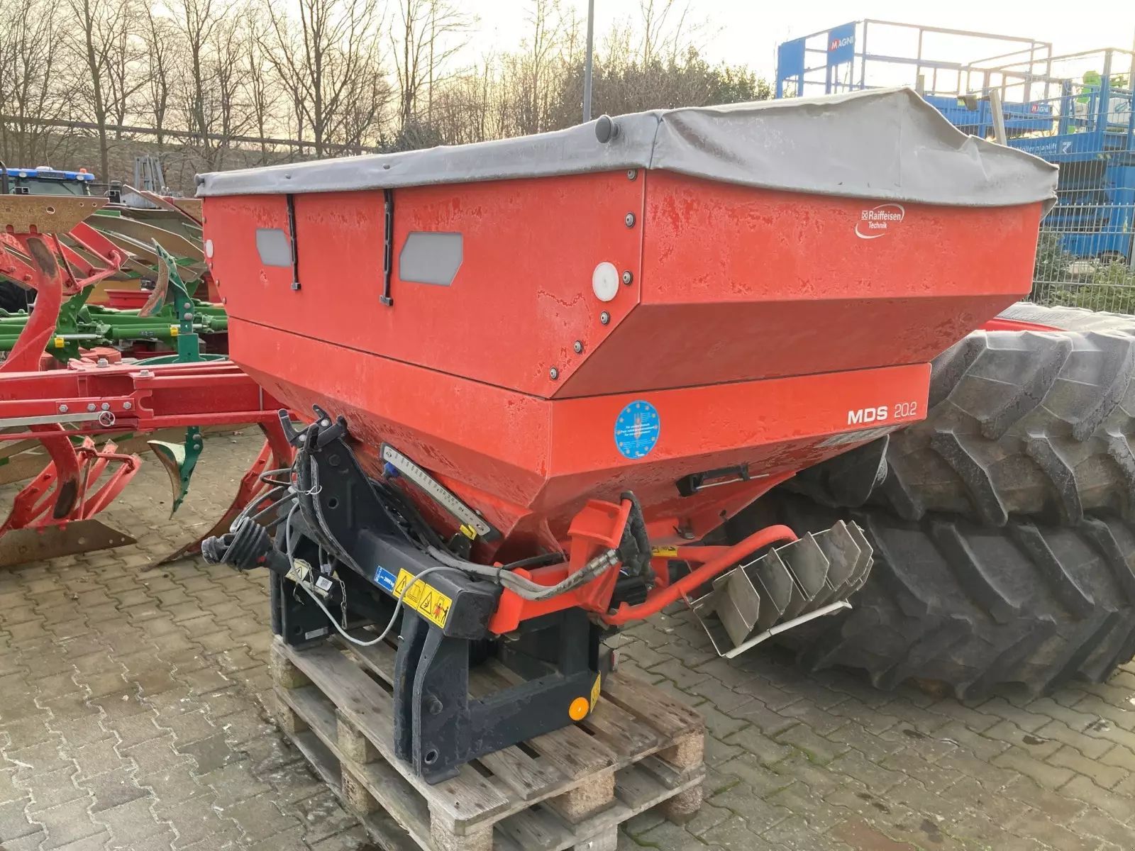 E-FARM: Rauch MDS 20.2 - Fertiliser spreader - id PRXE7BK - €9,750 - Year of construction: 2023 - Germany