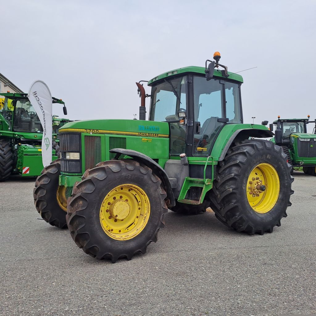 E-FARM: John Deere 7700 - Tractor - id EPYEDIA - 28.000 € - Año: 1999 - Horas: 10.105,Potencia del motor: 150,Italia
