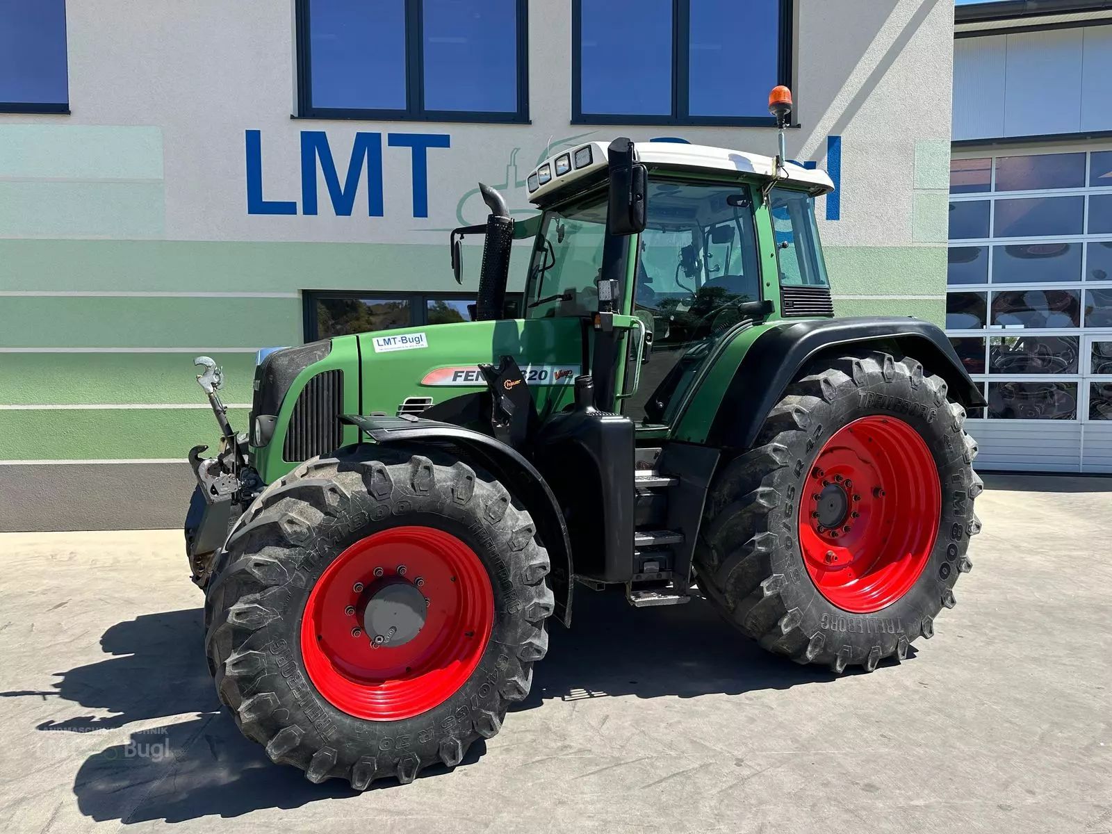 Fendt 820 Vario Tractor 64.000 €