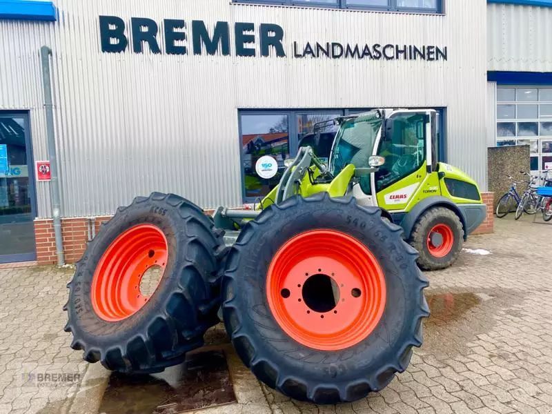E-FARM: Claas Axion 810 - Wheel and track - id UHW3HEX - €3,100 - Year of construction: 2019 - Germany