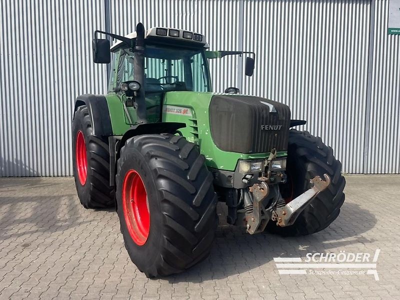 Fendt 926 Vario tractor €59,985