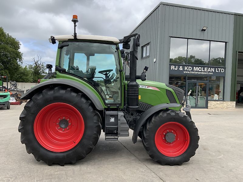 E-FARM: Fendt 313 Vario - Traktor - id RZRNRT7 - 79.847 € - Produktionsår: 2020 - Motortimer: 2.547,Storbritanien